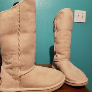 Sheepskin winter boot
